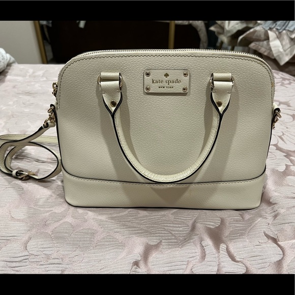 Kate Spade Beige Bag - Picture 2 of 7